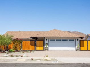 267 S Dickenson Ave, Thousand Oaks, CA 91320