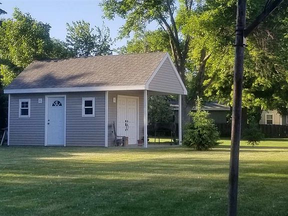 2nd image of 1102 Trailwood Dr
