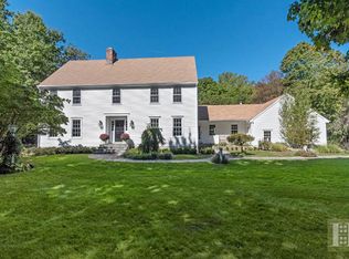 146 Long Lots Rd, New Canaan, CT 06840