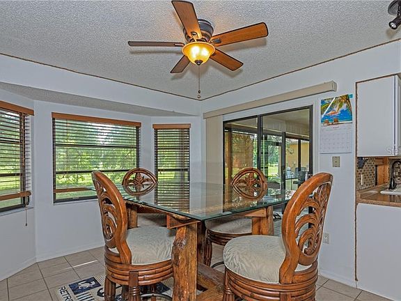 4th image of 26 Pinehurst Ct