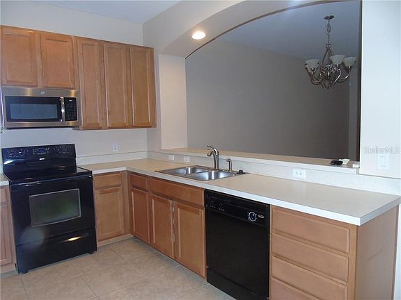 5th image of 2351 Rosewood Ln
