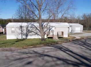 1204 Apple St, Lewisburg, TN 37091