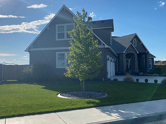 3rd image of 2353 Eagle Ridge Ct