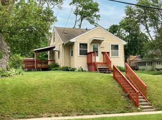 942 28th St, Des Moines, IA 50312