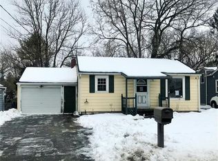 814 Webber Dr, Chittenango, NY 13037
