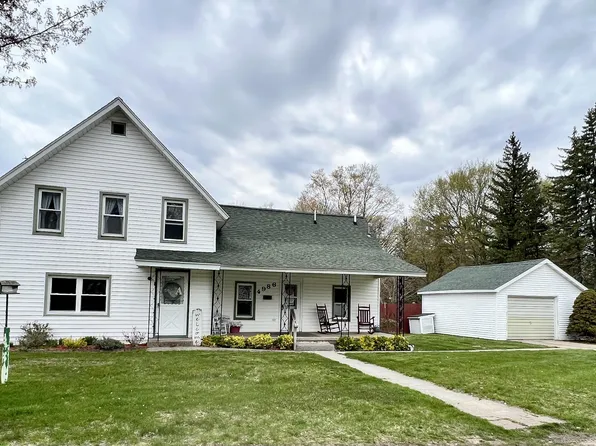 4986 Hunt St, Montague, MI 49437