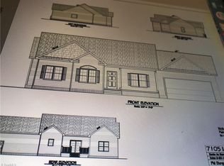 7105 Lukes Ct, Liberty, NC 27298