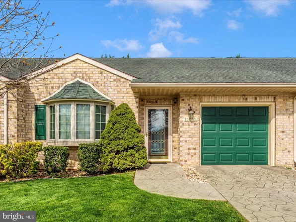 13085 Little Hayden Cir, Hagerstown, MD 21742