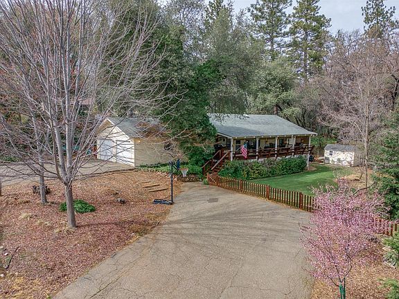 2nd image of 215 Sunnyhills Ln #3