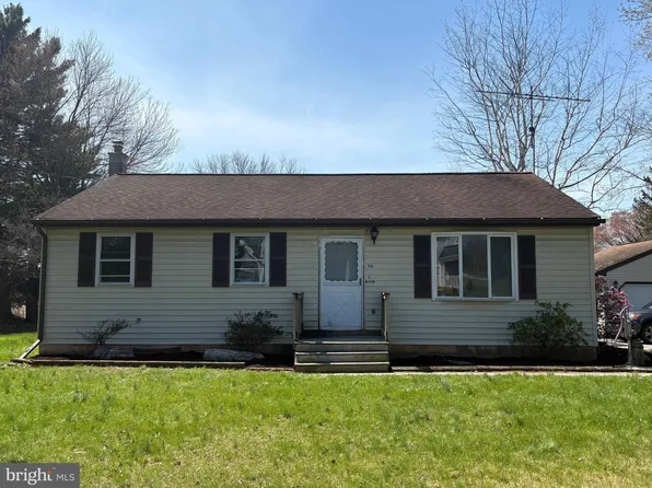 1916 Fisher Rd, Mechanicsburg, PA 17055
