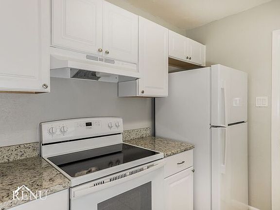 3rd image of 8504 Ironwood Ave