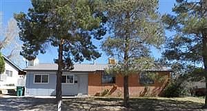3906 Knollcrest