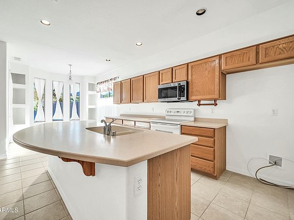 3rd image of 19847 N 108TH Avenue