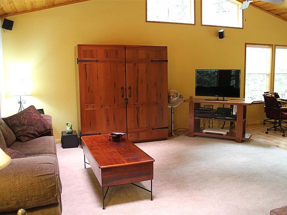 2nd image of 19799 Greenview Dr