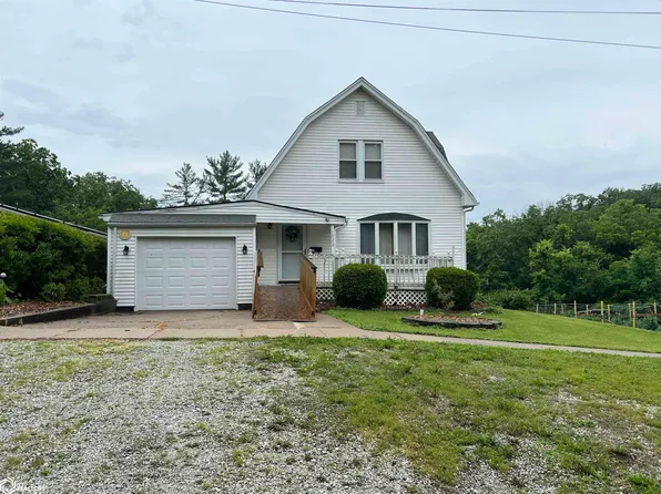 1220 Elm St, Hamilton, IL 62341