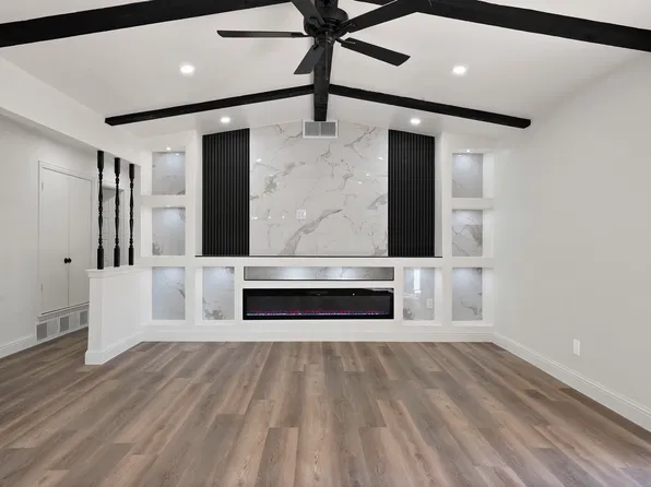 858 Lexington Dr, Lancaster, TX 75134