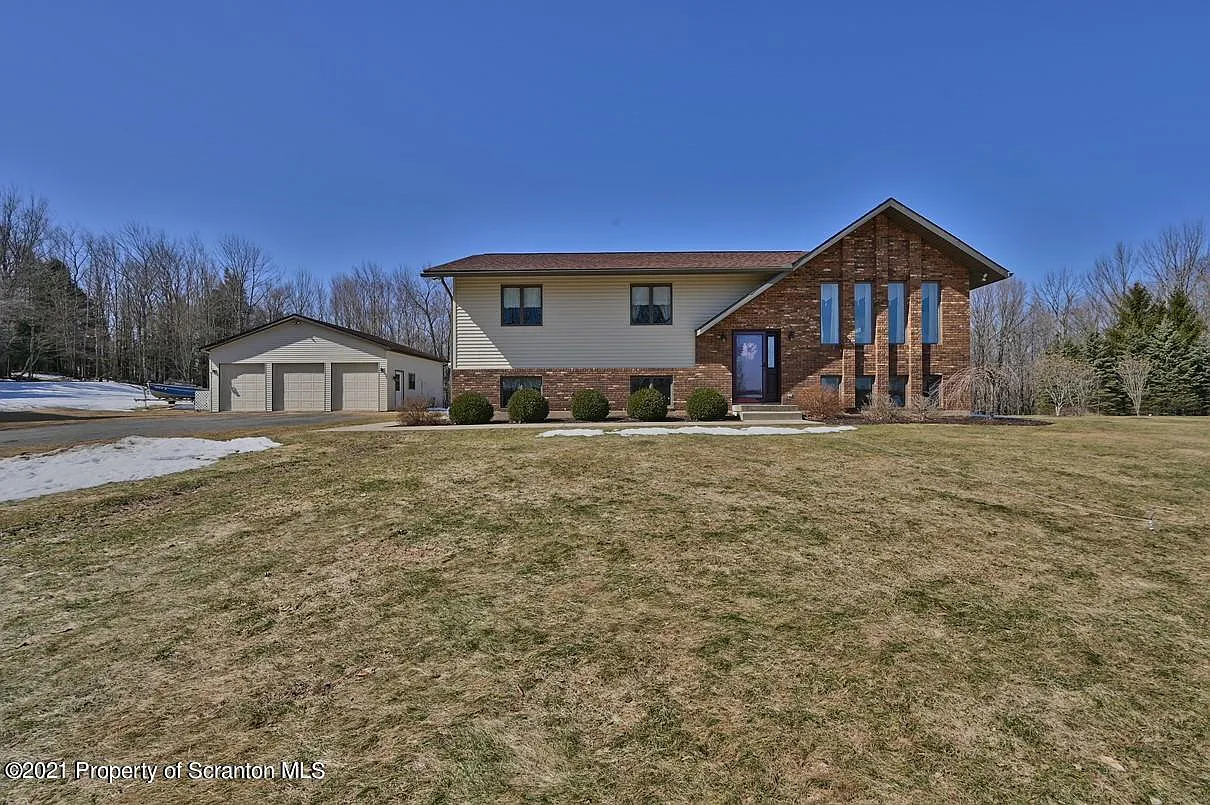 817 Stearns Rd photo 1