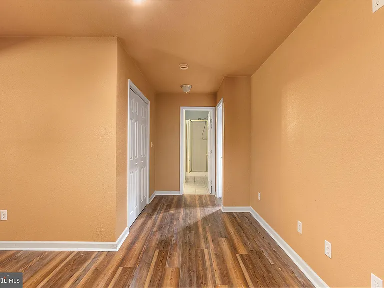 8009 Burrell Rd — Photo 32