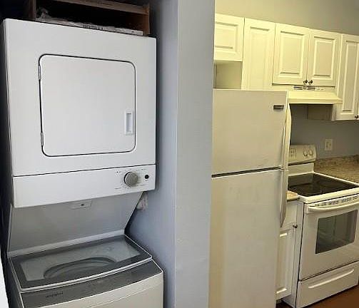 5th image of 2431 NW 56th Avenue #204