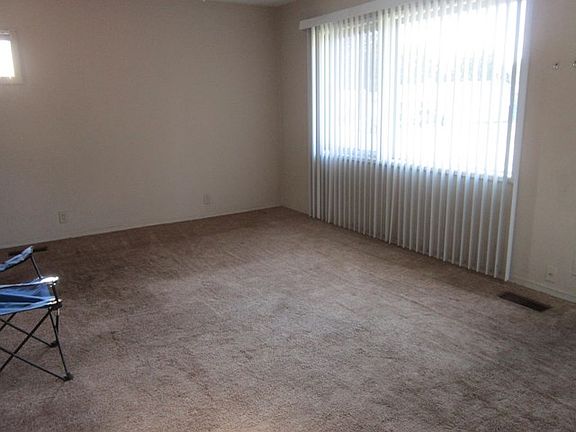 3rd image of 369 Whitmore Ave
