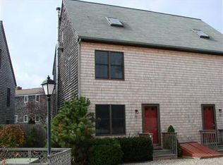 10 Seashore Park Dr APT FF, Provincetown, MA 02657