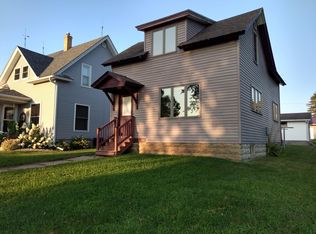 127 2nd Ave SW, Spring Grove, MN 55974