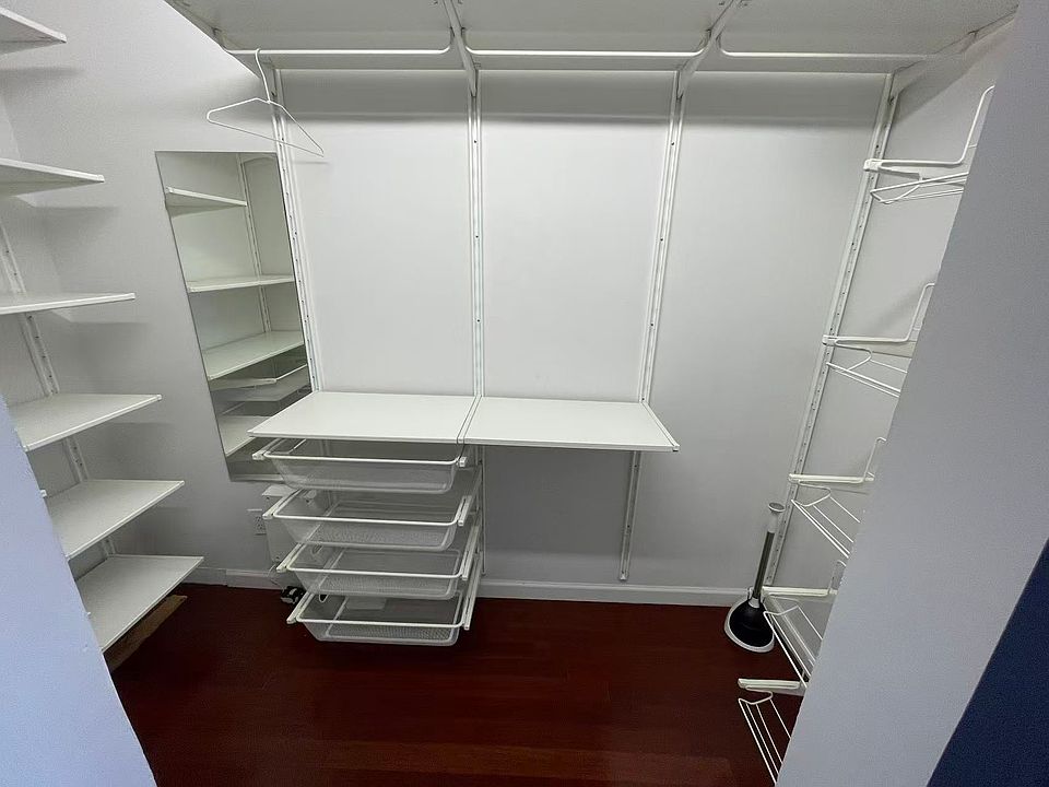 1st image of 4 Martine Ave Suite 1