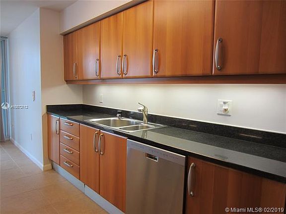 5th image of 16500 Collins Ave APT 452