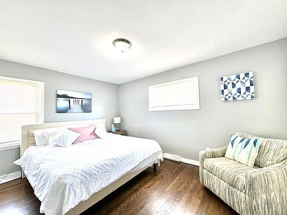 4th image of 10606 W 89th Ter