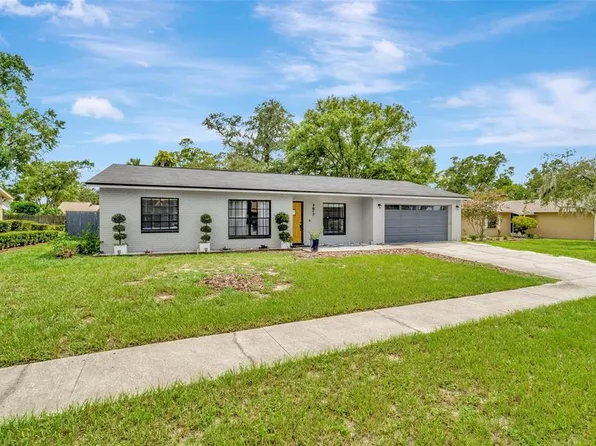 7817 CAPWOOD AVENUE, TEMPLE TERRACE, FL 33637