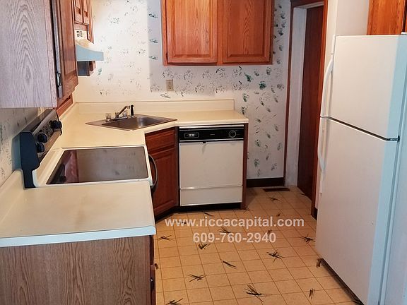 3rd image of 507 Wilbur Ave Floor 1
