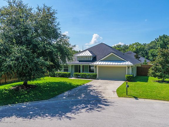 4th image of 281 Roaring Brook Dr