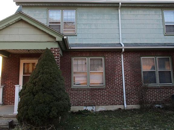4th image of 16417 Pottsville Pike