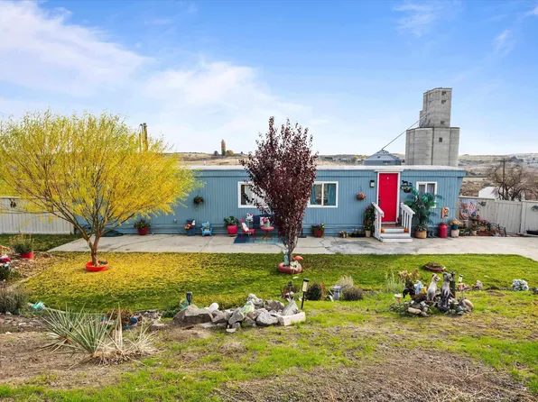 110 Tacoma Ave, Eltopia, WA 99330