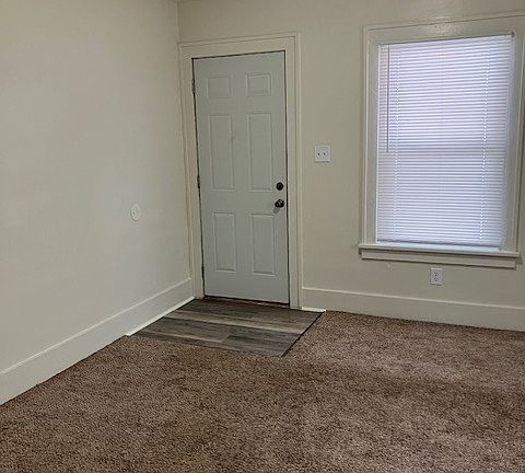 5th image of 308 E Virginia Ave