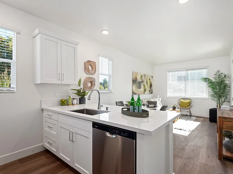 Colgan Creek Townhomes — Photo 35