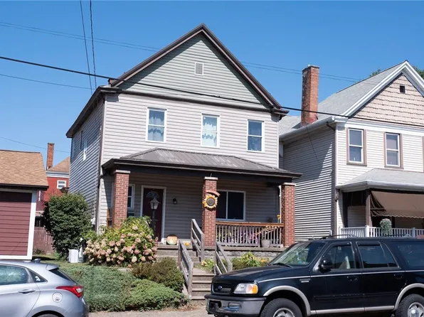 1011 5th St, New Brighton, PA 15066