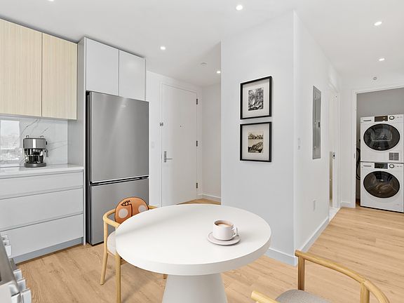 5th image of 280 W 132nd St #411