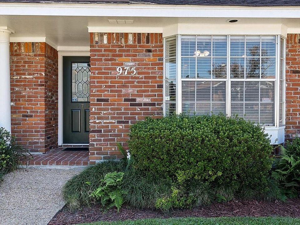 1st image of 975 Tavel Dr #B