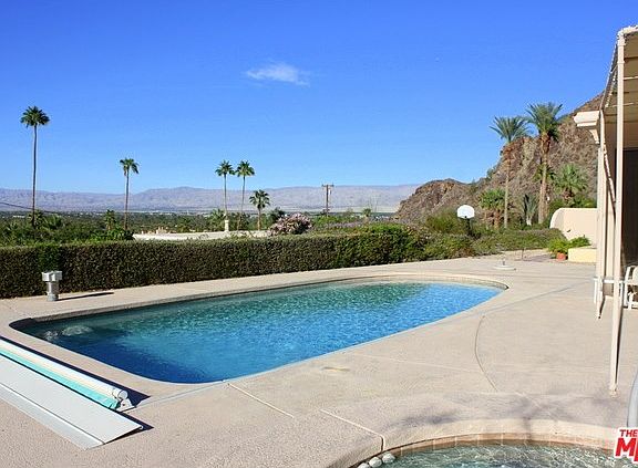4th image of 2387 S Araby Dr