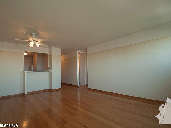 4th image of 837 W Buena Ave #1411
