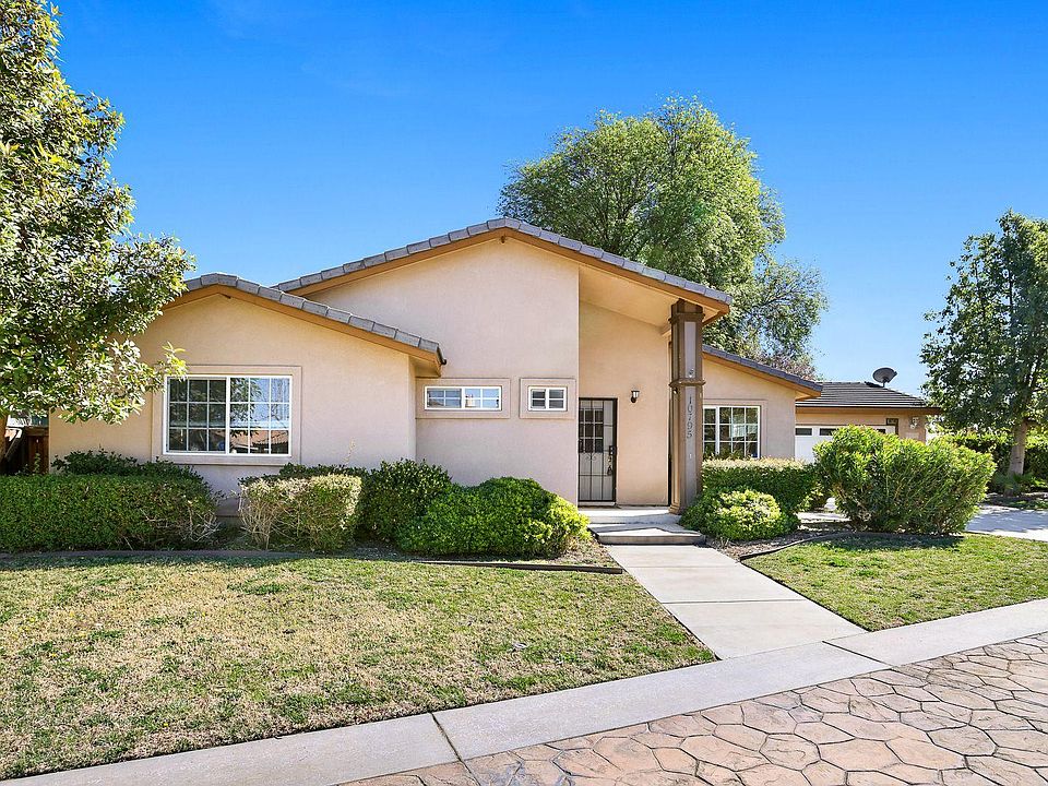 1st image of 10795 Lilac Ave #1