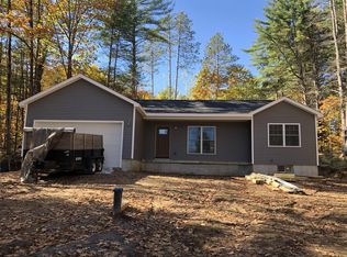 18 Comstock Rd, Corinth, NY 12822