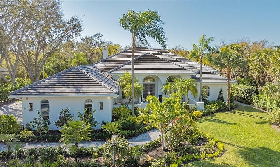 1st image of 284 Sugar Mill Dr
