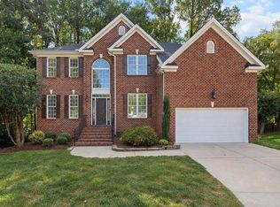 306 Honeywood Ct, Cary, NC 27518