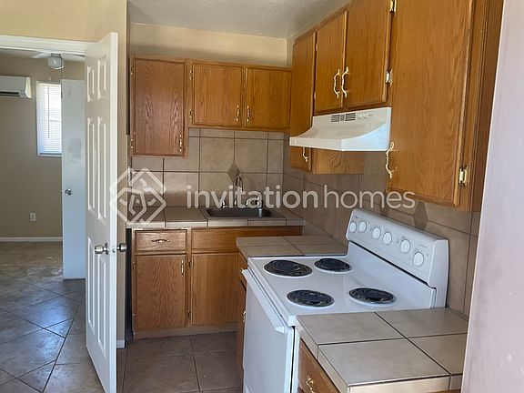 5th image of 11602 N 42nd Ave
