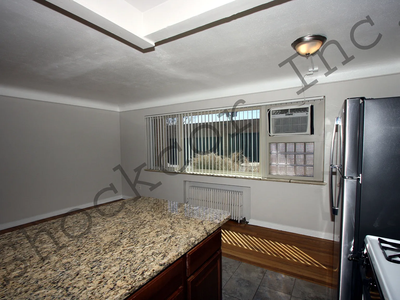 2 bed, 750 sqft, $1,465 — Photo 3