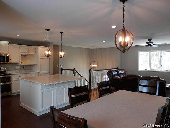 5th image of 2863 Montague Dr