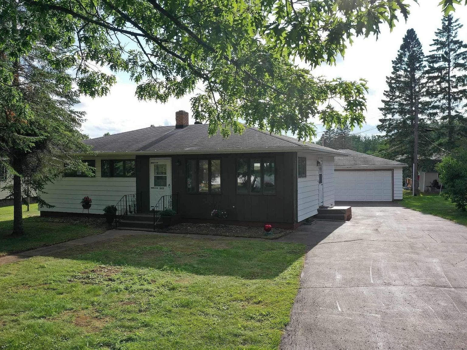 1009 Bass Blvd, Proctor, MN 55810 MLS 6109447 Zillow