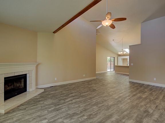 4th image of 622 Kathy Ct